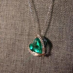 Green heart necklace16" Chain NWOT